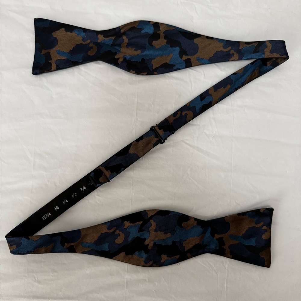 Blue Camo Bow Tie 13 3/4 - 18”